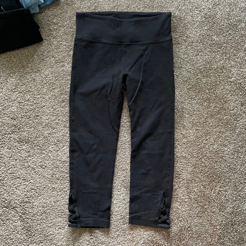 Capri length leggings